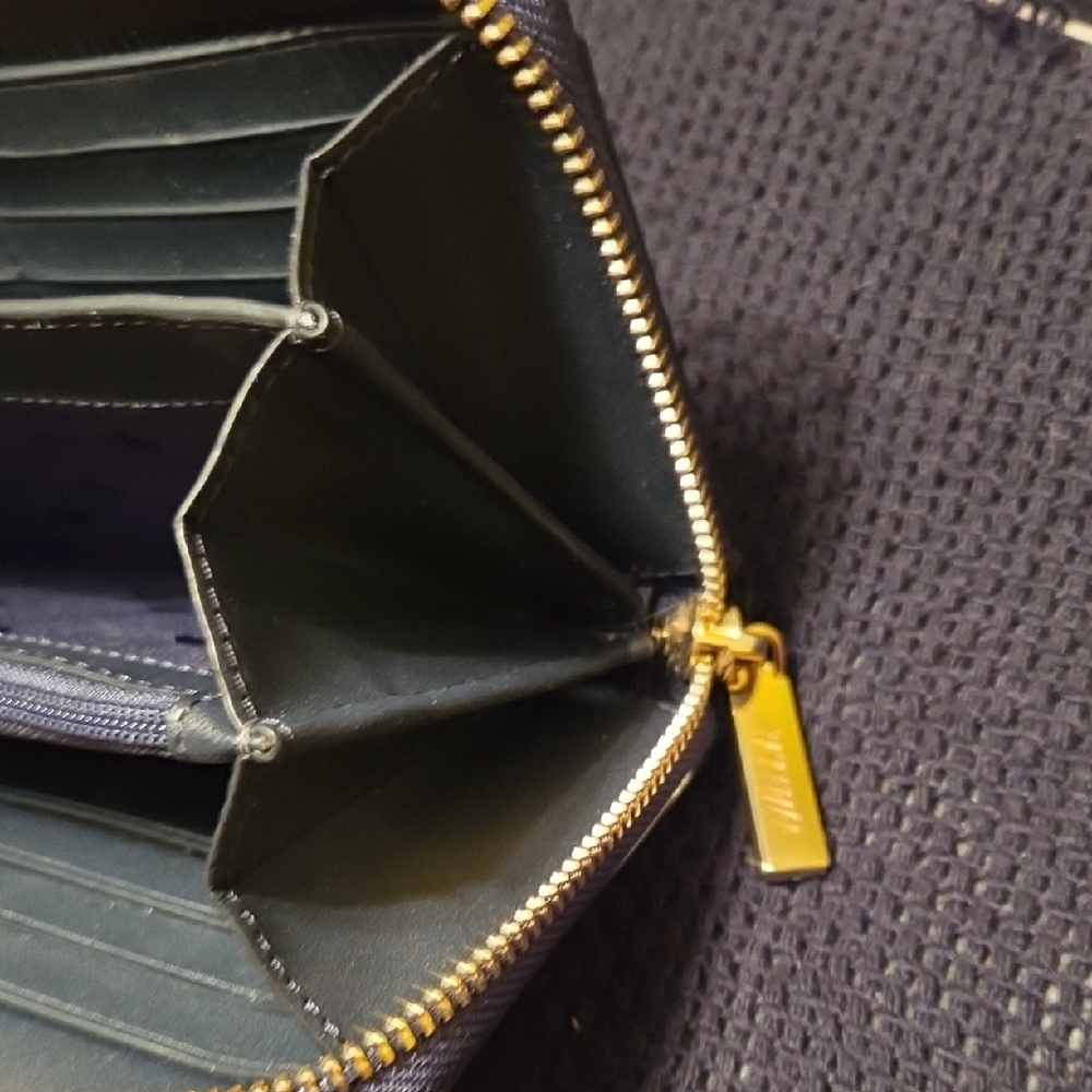 Kate Spade Navy & Cream Striped Wallet with Cherry Accent...like New! - Picture 8 of 11